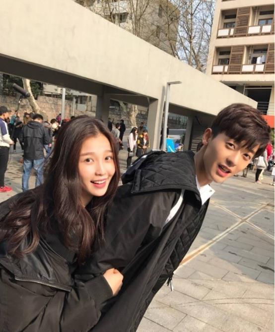 娱乐圈吃瓜故事真的假的,真假难辨的娱乐江湖揭秘